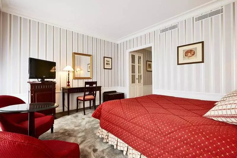 Golden Tulip Washington Opera