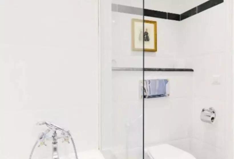 Fotos del hotel Golden Tulip Washington Opera:  12