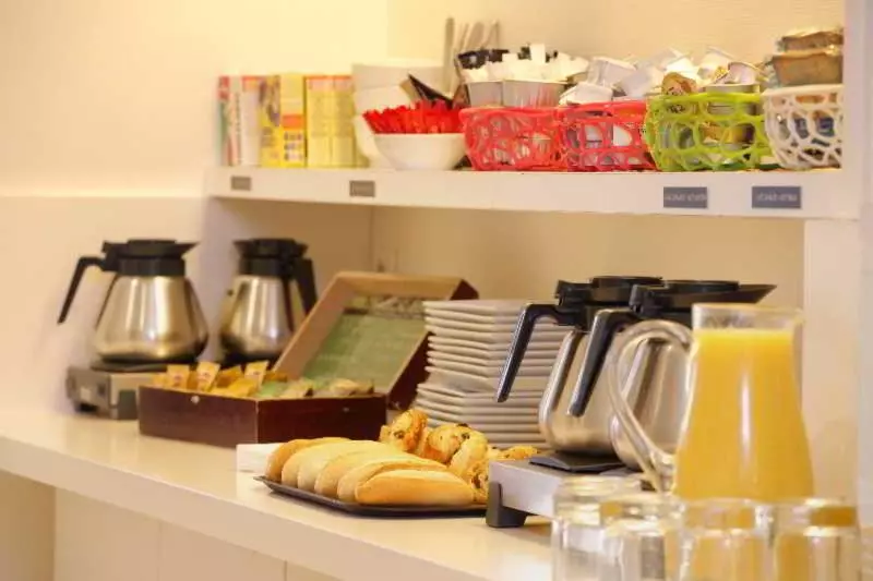 Fotos del hotel The Originals City, Hôtel Lecourbe, Paris Tour Eiffel (inter-hotel):  10