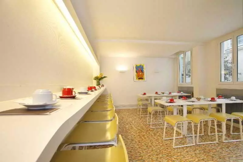 Fotos del hotel The Originals City, Hôtel Lecourbe, Paris Tour Eiffel (inter-hotel):  13