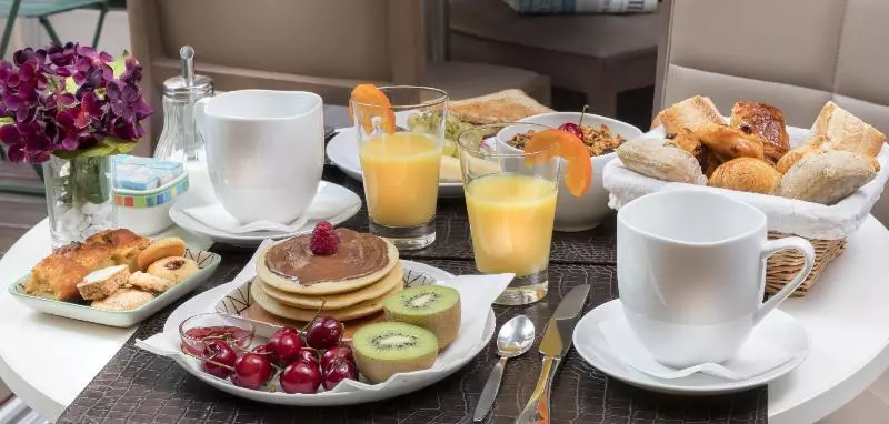 Fotos del hotel Longchamp Elysées:  7