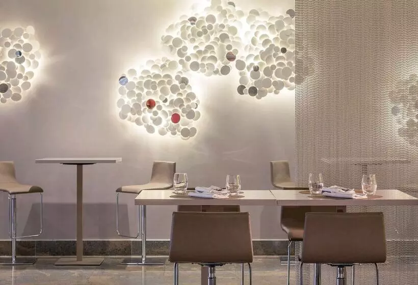 Fotos del hotel Mercure Marseille Centre Vieux Port:  4