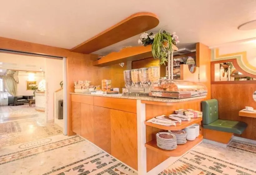 Fotos del hotel Antica Casa Carettoni:  6