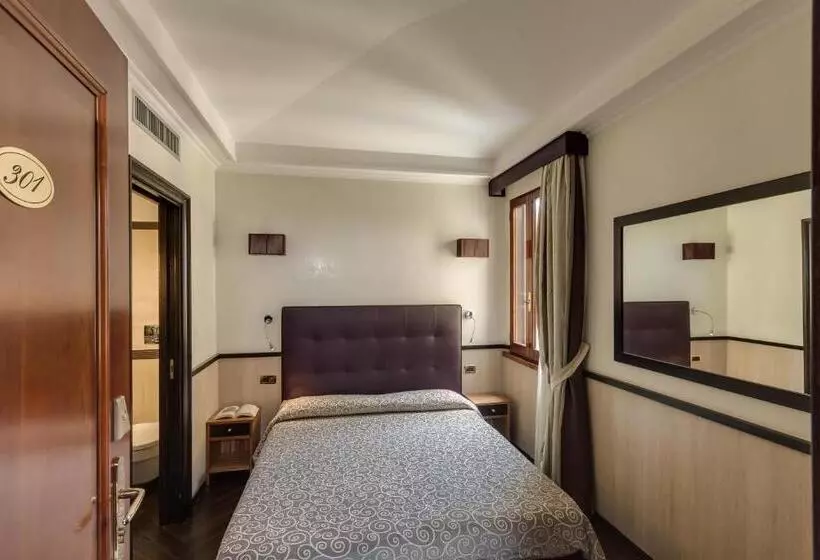 Fotos del hotel Borromeo:  2