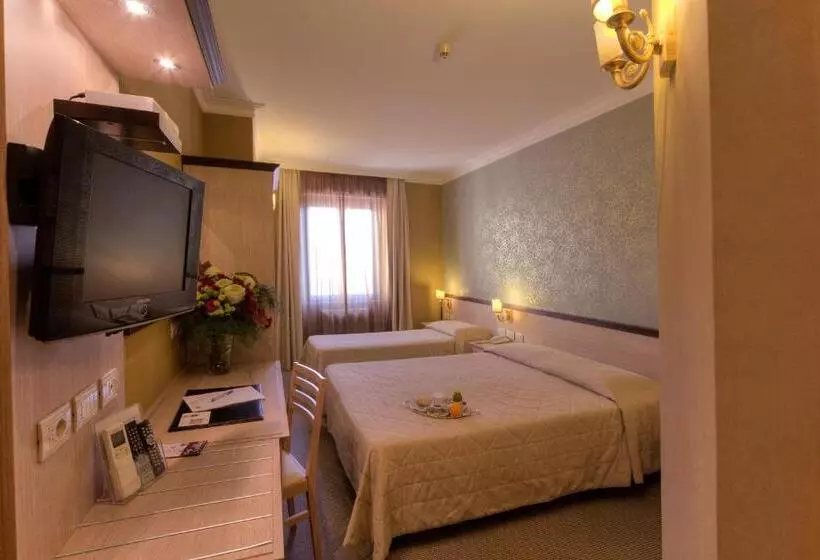 Fotos del hotel Galileo:  13