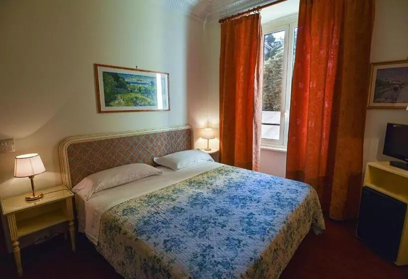 Fotos del hotel Grand Hotel De Londres:  16