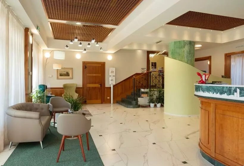 Fotos del hotel Maggiore:  3