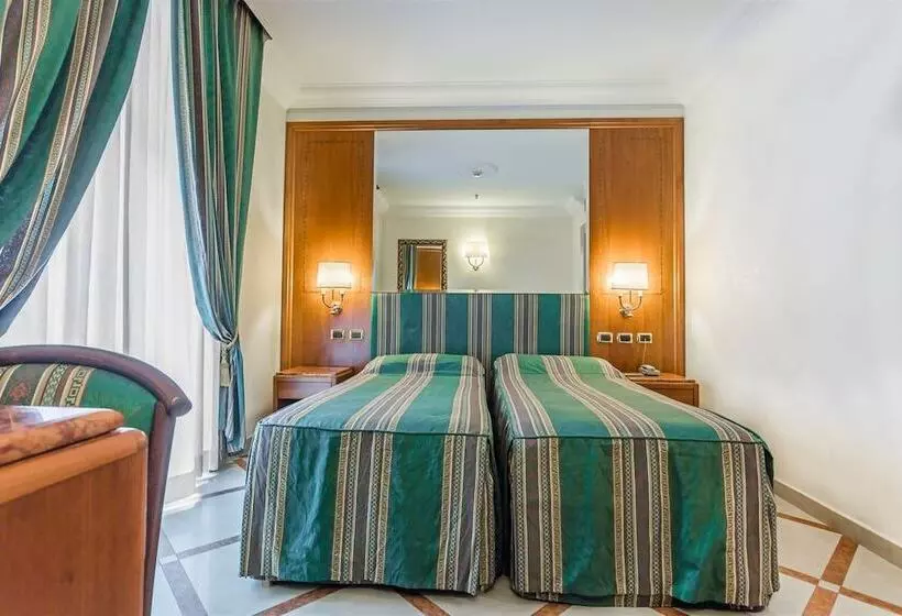 Fotos del hotel Raeli  Regio:  24