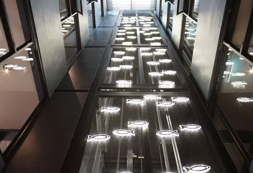Ratchada Boutique