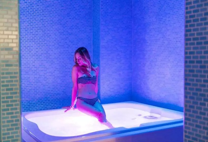 Fotos del hotel Mercure Villa Romanazzi Carducci Bari:  2