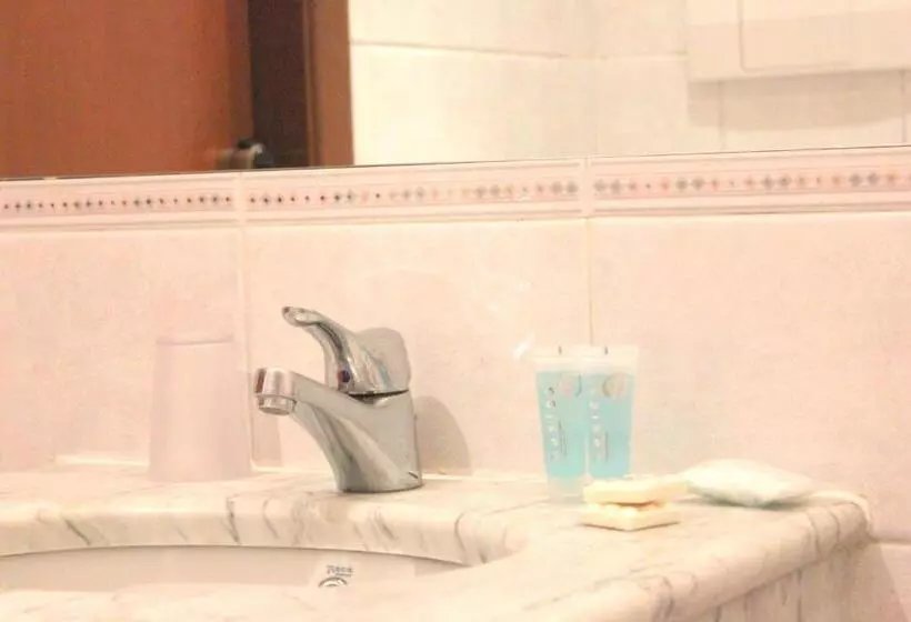 Fotos del hotel Romulus:  9