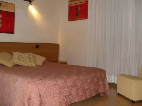 Fotos del hotel Tirrenus:  3