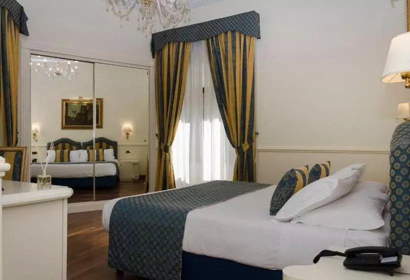 Fotos del hotel Traiano:  17