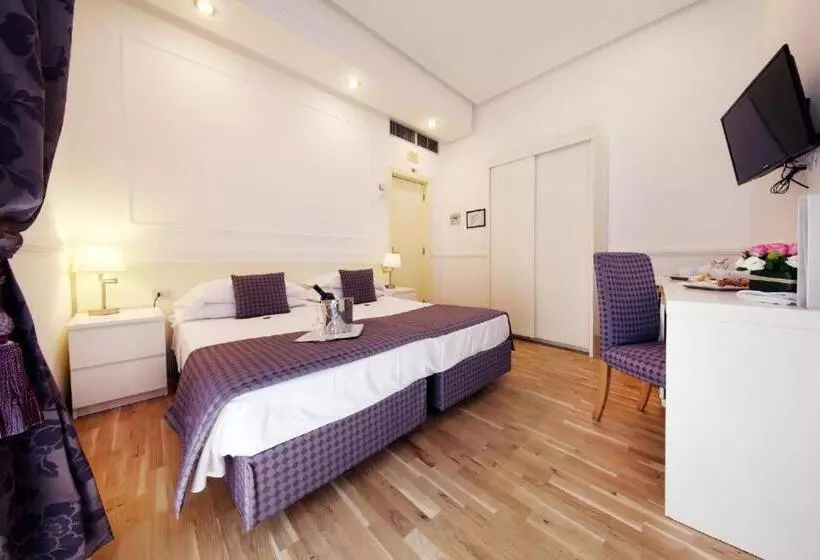 Fotos del hotel Traiano:  2