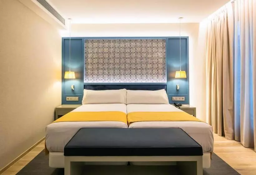 Fotos del hotel Catalonia Porto:  23