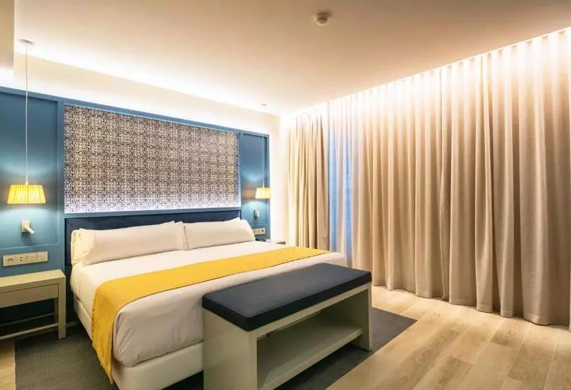 Fotos del hotel Catalonia Porto:  35