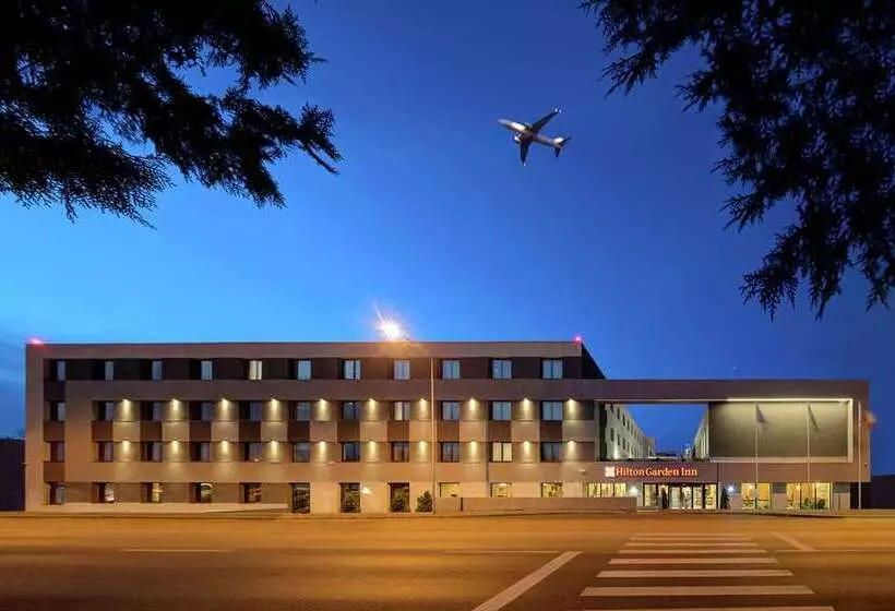 Hilton Garden Inn Bucharest Airport
