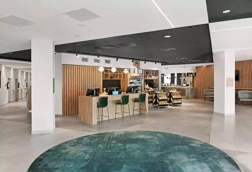 Fotos del hotel Hilton Garden Inn Bucharest Airport:  2