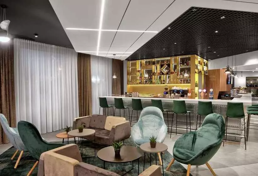 Fotos del hotel Hilton Garden Inn Bucharest Airport:  9