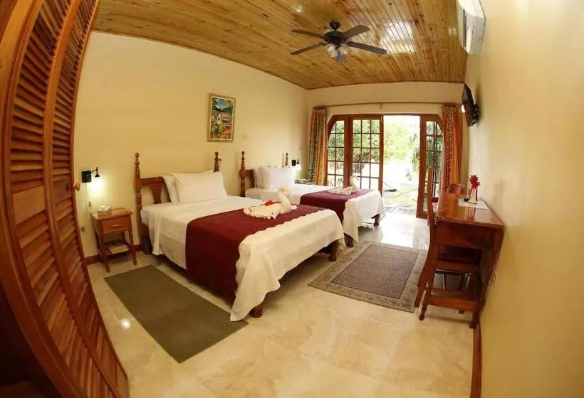 Fotos del hotel Charela Inn:  19