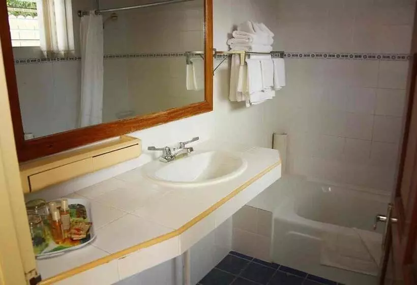 Fotos del hotel Charela Inn:  10