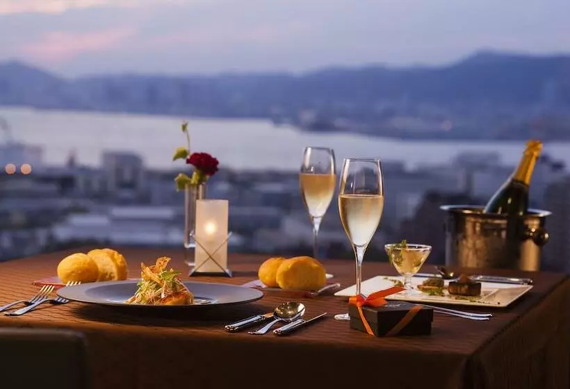 Fotos del hotel Kobe Bay Sheraton  & Towers:  16