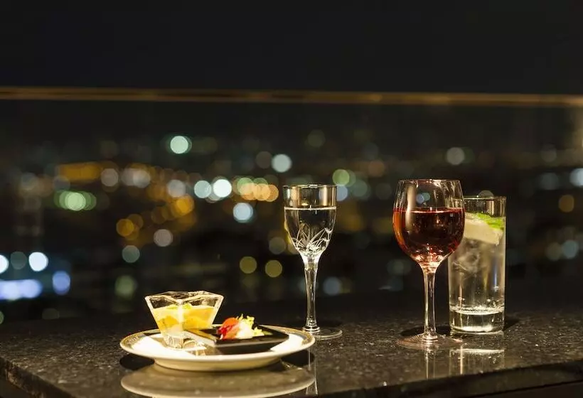 Fotos del hotel Kobe Bay Sheraton  & Towers:  24