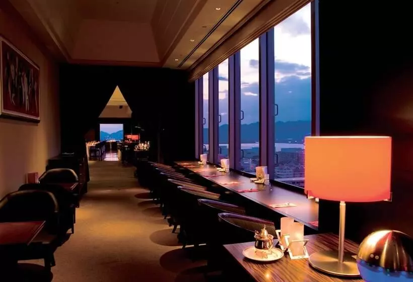 Fotos del hotel Kobe Bay Sheraton  & Towers:  25