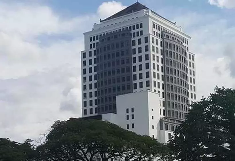 Merdeka Palace Hotel & Suites