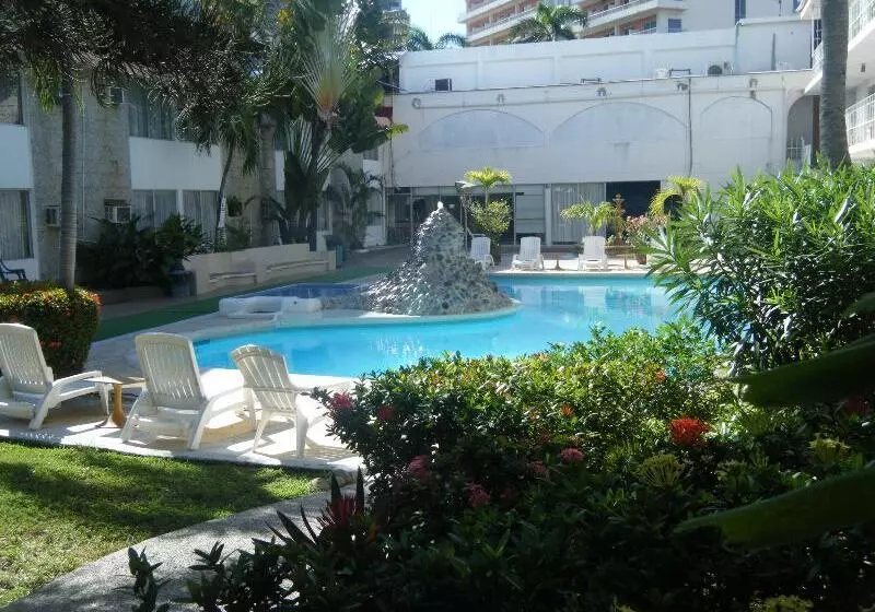 Fotos del hotel El Tropicano:  3