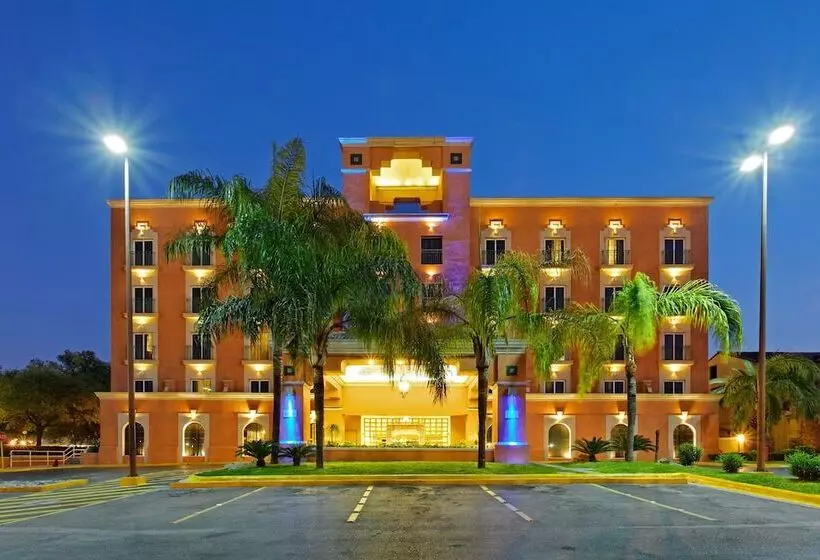 Fotos del hotel Holiday Inn Express Monterrey Galeriassan Jeronimo, An Ihg:  10