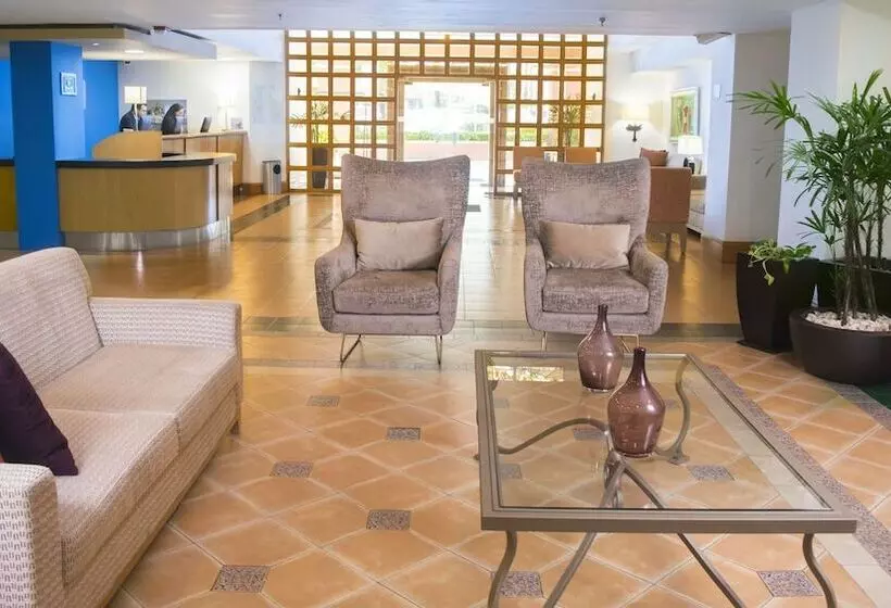 Fotos del hotel Holiday Inn Express Monterrey Galeriassan Jeronimo, An Ihg:  13