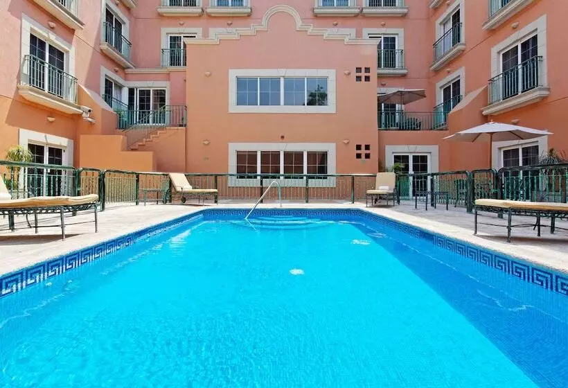 Fotos del hotel Holiday Inn Express Monterrey Galeriassan Jeronimo, An Ihg:  3