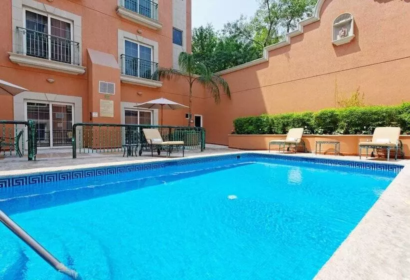 Fotos del hotel Holiday Inn Express Monterrey Galeriassan Jeronimo, An Ihg:  12