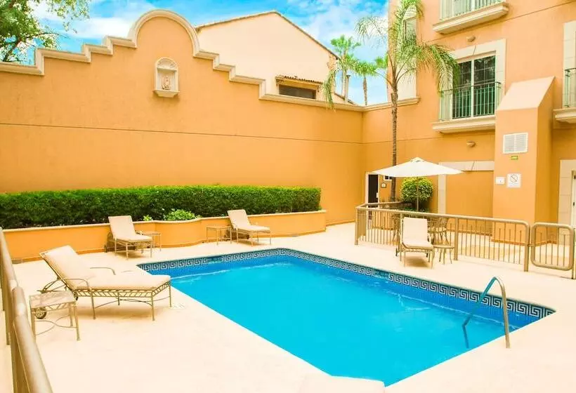 Fotos del hotel Holiday Inn Express Monterrey Galeriassan Jeronimo, An Ihg:  18