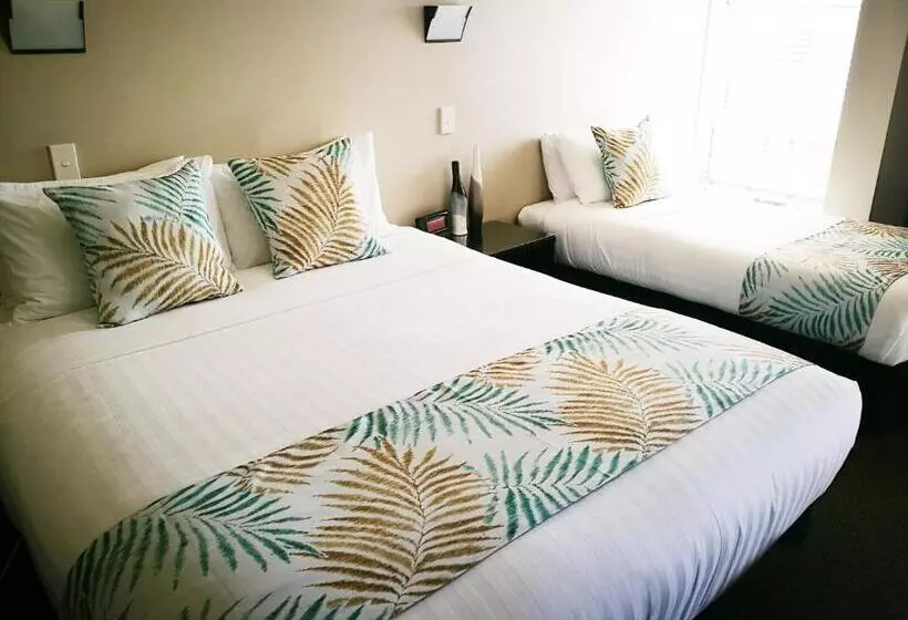 Fotos del hotel Belmont Motor Inn:  7