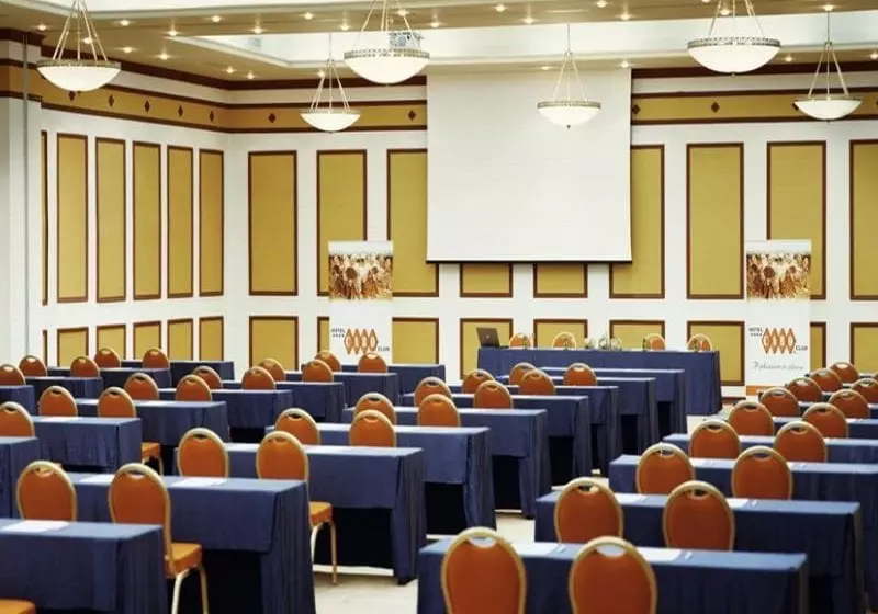 Fotos del hotel Caro Parc:  5