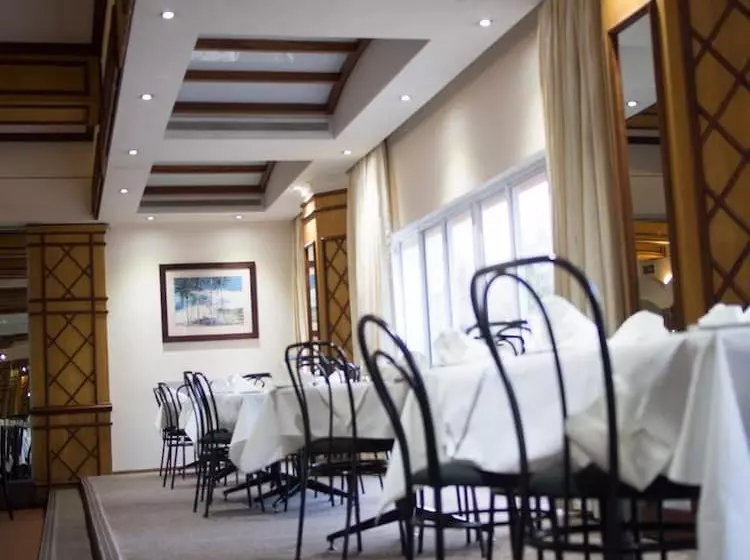 Fotos del hotel Albany Hotel:  16