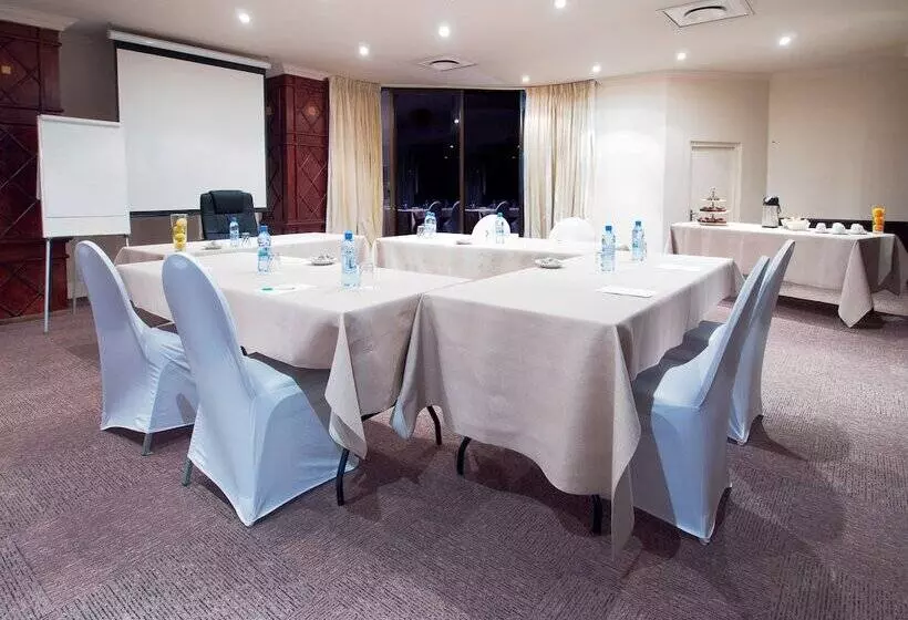 Fotos del hotel Albany Hotel:  11