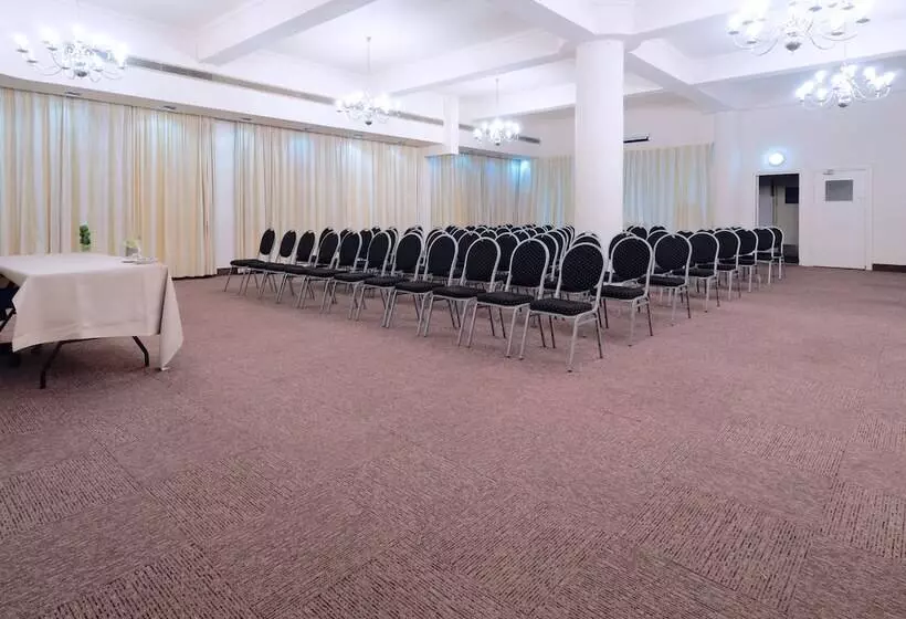 Fotos del hotel Albany Hotel:  13