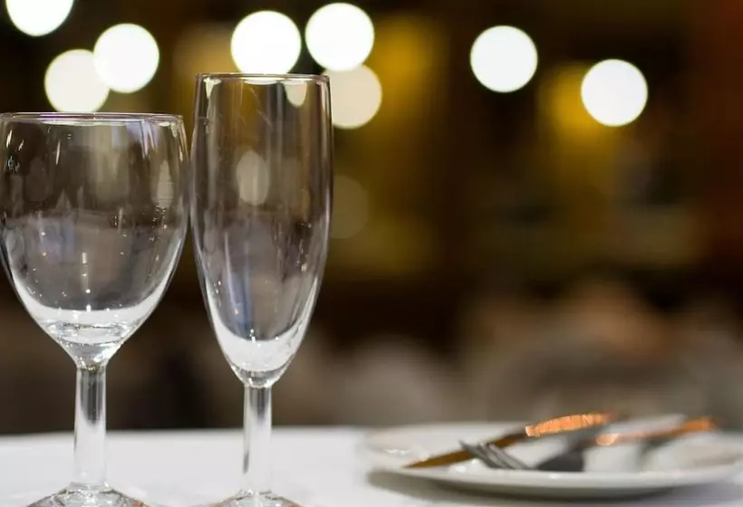 Fotos del hotel Albany Hotel:  24