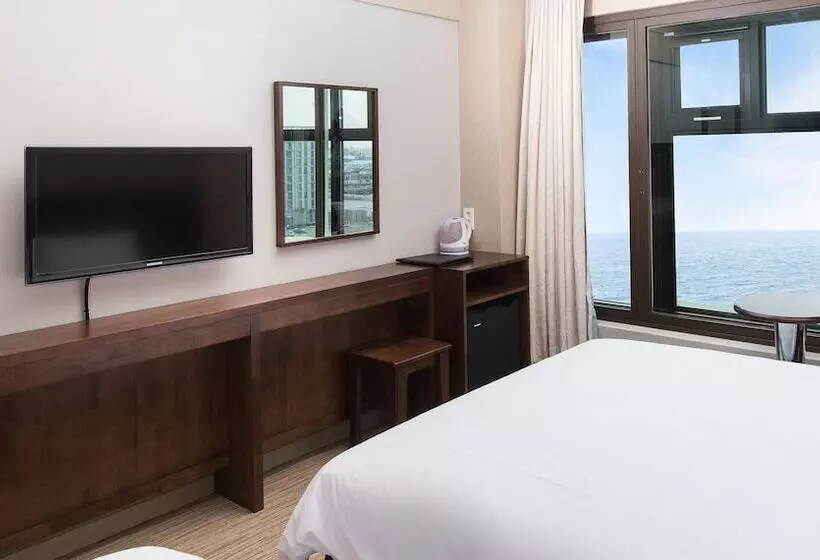 Fotos del hotel Palace:  19