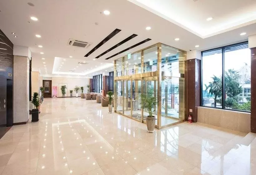 Fotos del hotel Palace:  3