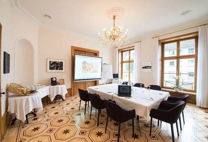 Fotos del hotel Gast  Und Kulturhaus Der Teufelhof Basel:  11