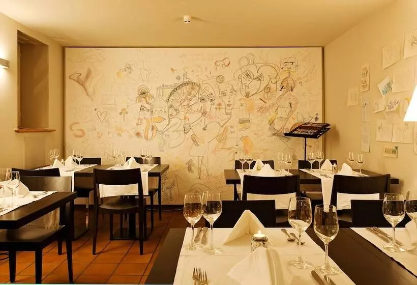 Fotos del hotel Gast  Und Kulturhaus Der Teufelhof Basel:  17