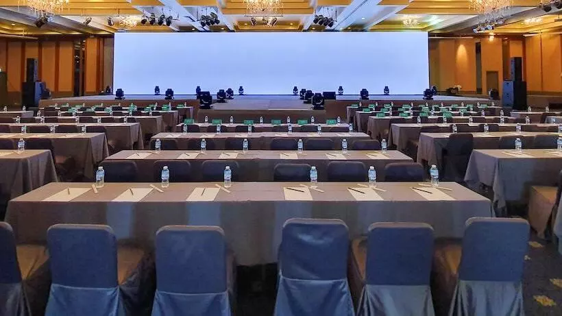 Fotos del hotel Royal Phuket City:  7