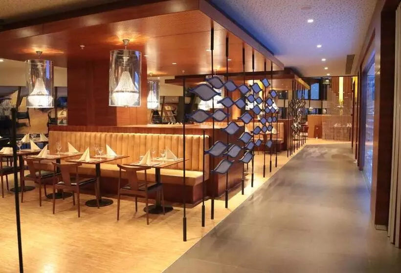 Fotos del hotel Sheraton Istanbul Atakoy:  7