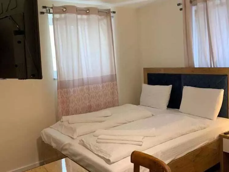 Fotos del hotel Isha:  10