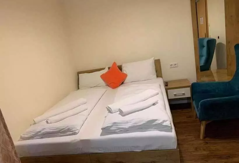 Fotos del hotel Isha:  9