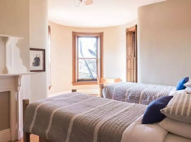 Fotos del hotel Found Places Capitol Hill Bed And Breakfast:  19